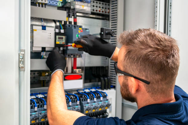 Best Commercial Electrician Services  in East Williston, NY